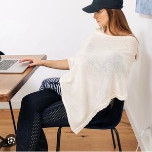 Cocoon by We Are Amma Nursing Cover White